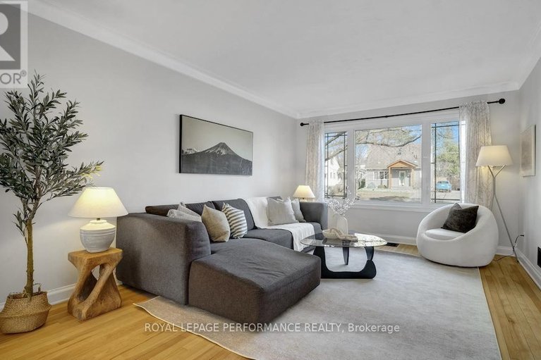 29647561/1638-abbey-road/riverview-park/ottawa/ontario/K1G0H3_4