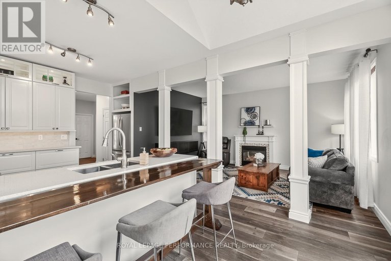 29615076/1820-mccallum-drive/fallingbrookgardenway-south/ottawa/ontario/K4A3T7_11