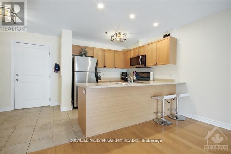 29613581/303-151-potts-private/notting-hillsummerside/ottawa/ontario/K4A0V7_13