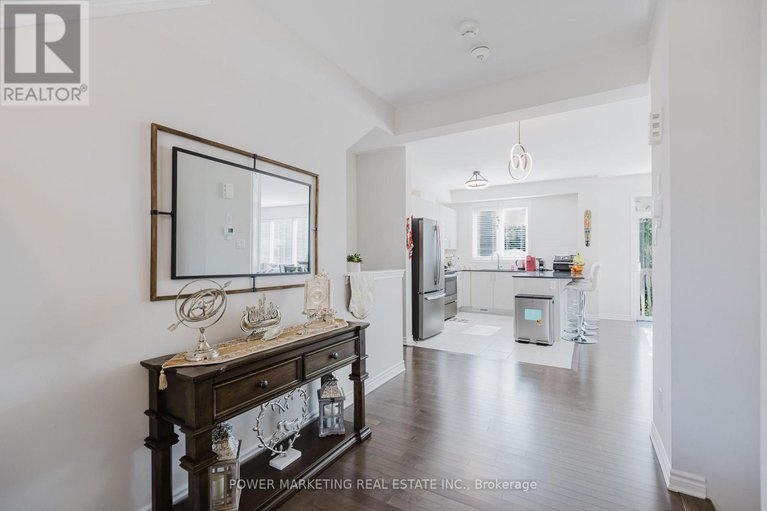 28585318/526-ponthieu-circle/orleans-village/ottawa/ontario/K1W0N4_8