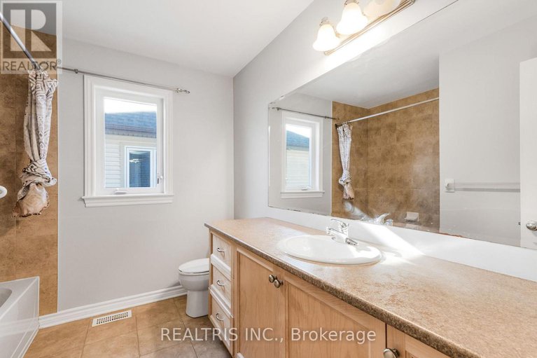 29374146/471-creekview-way/blossom-parkkemp-parkfindlay-creek/ottawa/ontario/K1T0J4_24