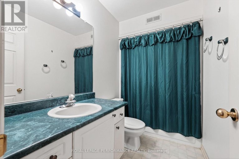 29652212/63-columbia-avenue/long-sault/south-stormont/ontario/K0C1P0_12