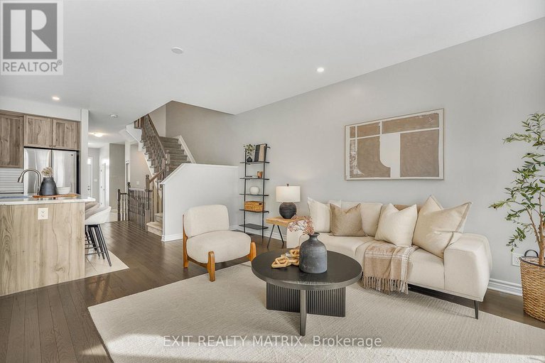 29369418/781-namur-street/embrun/russell/ontario/K0A1W0_16