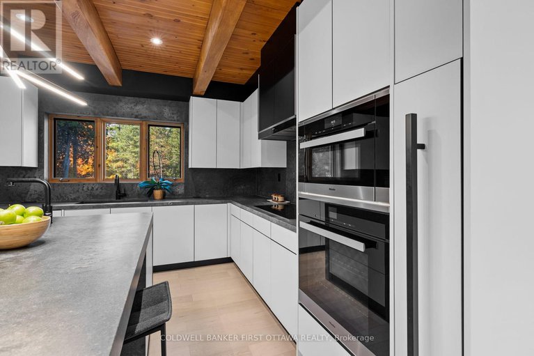 28975312/9-lucas-lane/remainder-of-stittsville-area/ottawa/ontario/K2S1S5_18