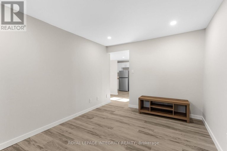 29122584/220-agathe-street/clarencerockland-twp/clarence-rockland/ontario/K4K1K7_24