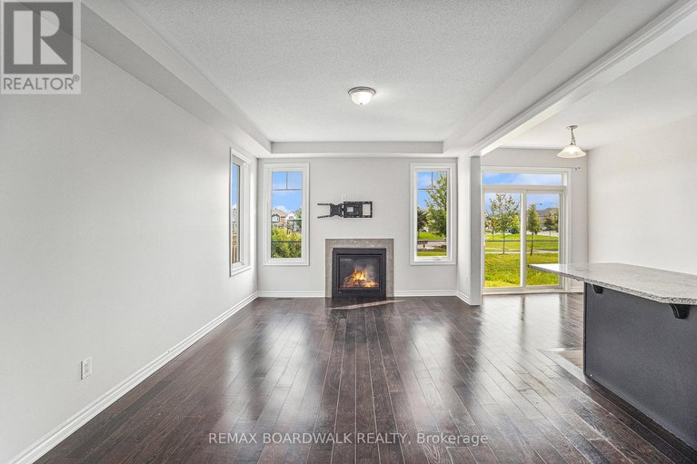 29629041/628-monardia-way/avalon-west/ottawa/ontario/K4A1C8_3