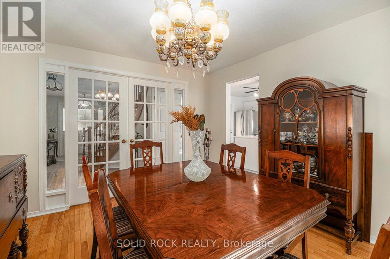 28813811/1674-sansonnet-street-s/chapel-hill/ottawa/ontario/K1C5Y6_13