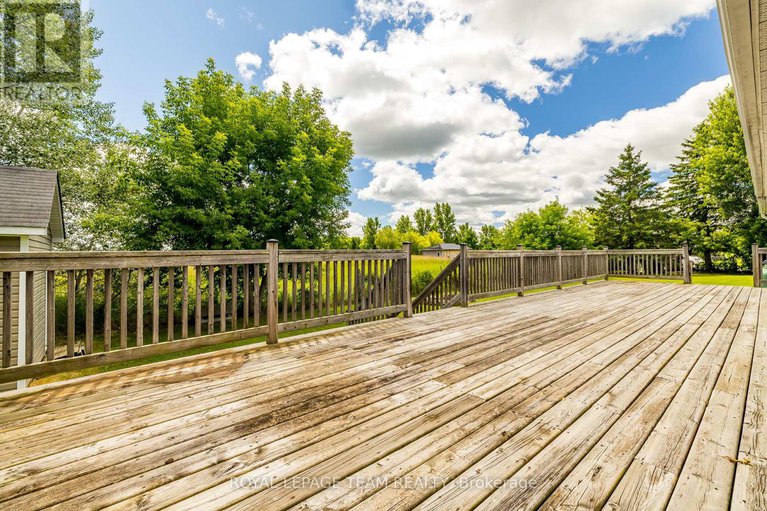 28642297/1234-kinburn-side-road/dunrobin/ottawa/ontario/K0A3M0_35