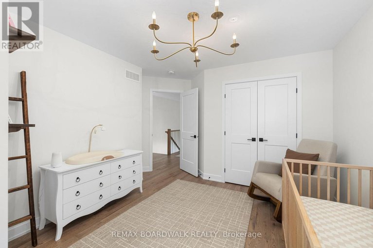 29425299/204-adelaide-street/almonte/mississippi-mills/ontario/K0A1A0_26