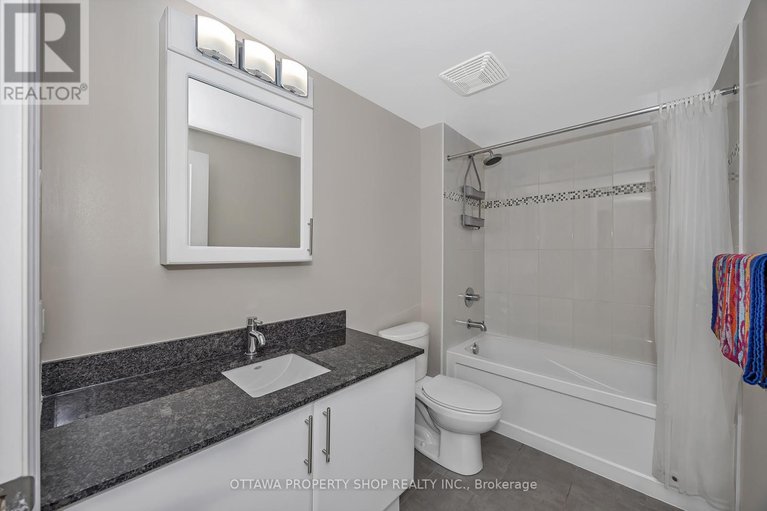 28507200/1209-242-rideau-street/sandy-hill/ottawa/ontario/K1N0B7_3