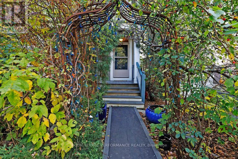 29013089/32-herridge-street/ottawa-east/ottawa/ontario/K1S0G7_5