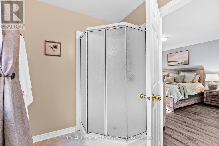28943379/3309-wild-cherry-drive/osgoode/ottawa/ontario/K0A2W0_23