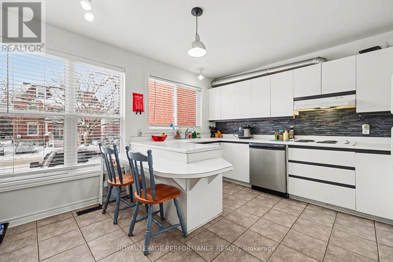 29356021/157-russell-avenue/sandy-hill/ottawa/ontario/K1N7X3_9