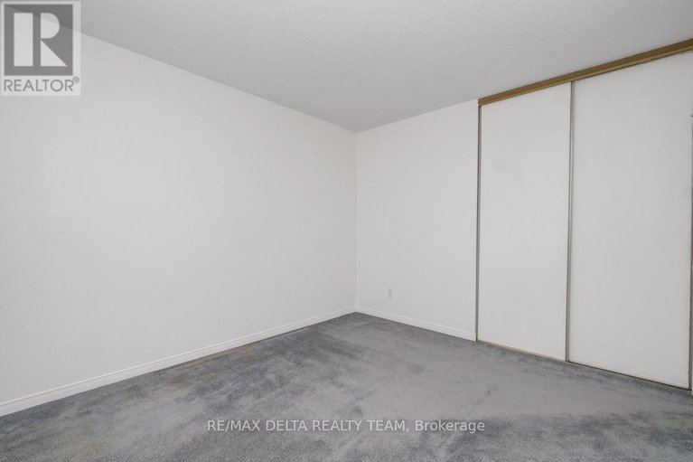 29436632/798-lalande-terrace/fallingbrookridgemount/ottawa/ontario/K4A2M4_28