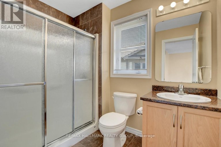 28388701/136-potts-private/notting-hillsummerside/ottawa/ontario/K4A0N7_24