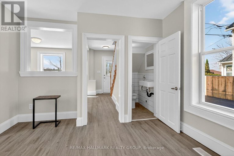 28983025/45-carleton-street/almonte/mississippi-mills/ontario/K0A1A0_44