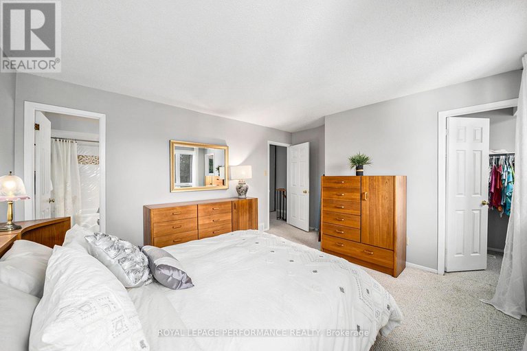 28992405/29-hummingbird-crescent/cedargrovefraserdale/ottawa/ontario/K2J3A5_11