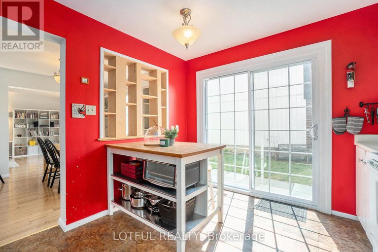 29061693/427-kintyre-private/carleton-square/ottawa/ontario/K2C3M9_11