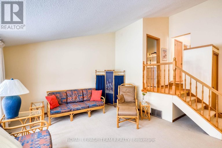 29456140/1814-old-perth-road/mississippi-mills-ramsay-twp/mississippi-mills/ontario/K0A1A0_14