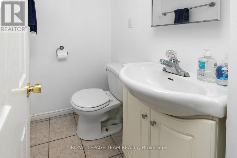 29339480/467-469-braydon-avenue/riverview-park/ottawa/ontario/K1G0W7_38