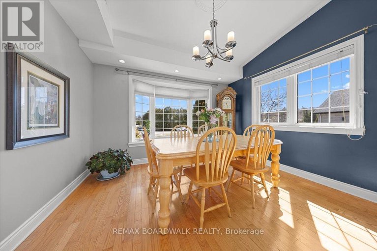 29641184/1210-barnett-drive/cumberland-village/ottawa/ontario/K4C1C7_34