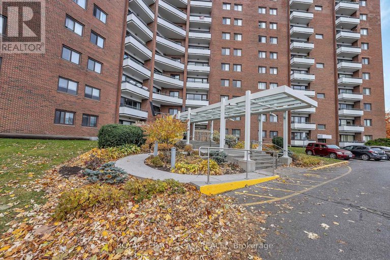 29128089/1210-20-chesterton-drive/borden-farmstewart-farmcarleton-heightsparkwood-hills/ottawa/ontario/K2E6Z7_3