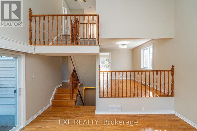 28995969/32-maple-view-crescent/centrepointe/ottawa/ontario/K2G5J6_23