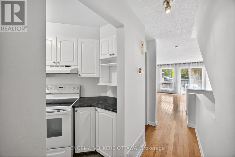 28976424/294-294-gloucester-street/ottawa-centre/ottawa/ontario/K1R5E4_16