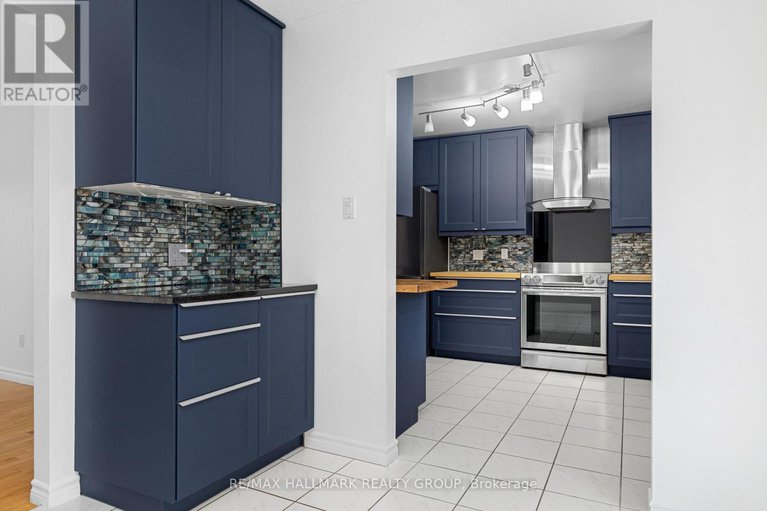 29137387/1050-barnett-drive/cumberland-village/ottawa/ontario/K4C1C7_6