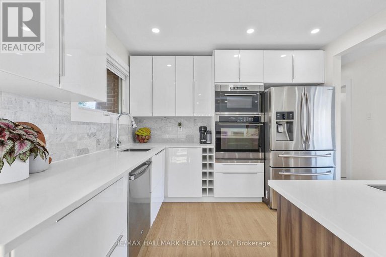 28877197/2180-lenester-avenue/mckellar-heightsglabar-park/ottawa/ontario/K2A1L4_9