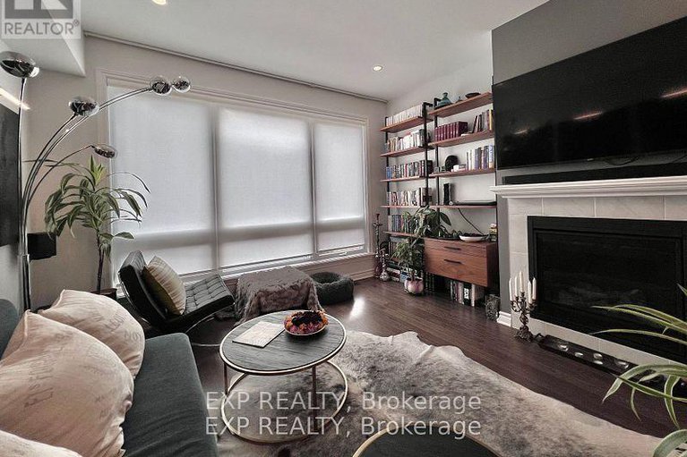 28505159/926-brian-good-avenue/riverside-southgloucester-glen/ottawa/ontario/K4M0N7_12