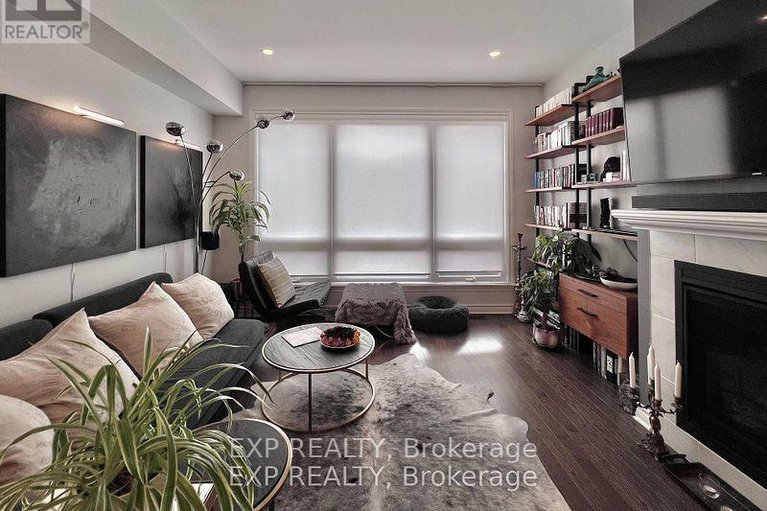 28505159/926-brian-good-avenue/riverside-southgloucester-glen/ottawa/ontario/K4M0N7_13