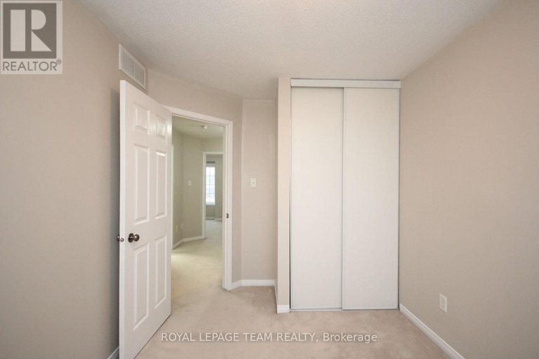 29564230/139-oakfield-crescent/longfields/ottawa/ontario/K2J5H8_19