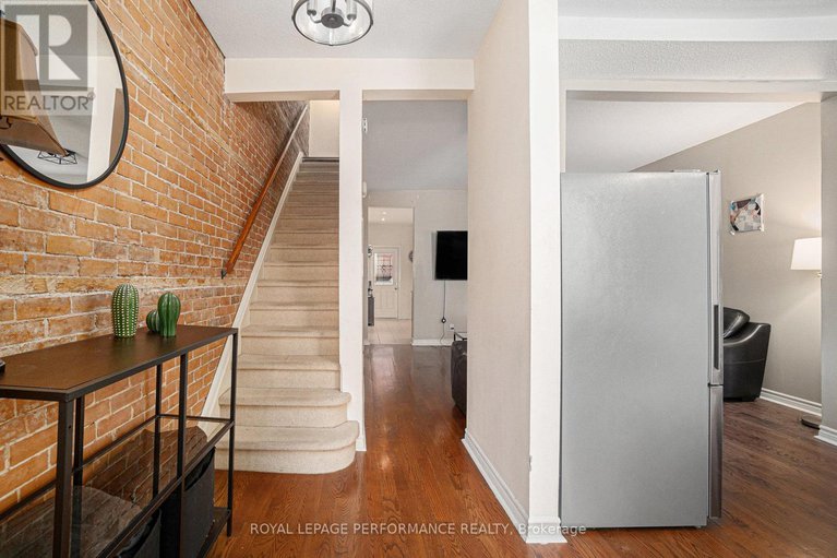 28407547/55-argyle-avenue/ottawa-centregolden-triangle/ottawa/ontario/K2P1B3_9