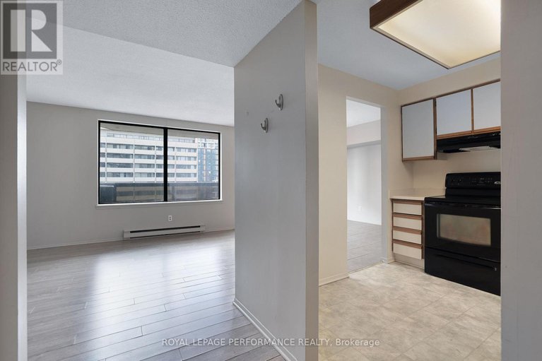 28302489/1701-470-laurier-avenue-w/ottawa-centre/ottawa/ontario/K1R7W9_5