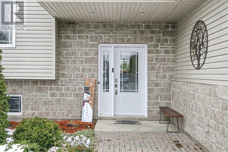 29120038/4298-schell-street/south-dundas-williamsburgh-twp/south-dundas/ontario/K0C2H0_3