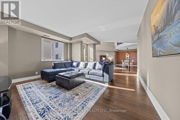 28976814/ph804-320-mcleod-street/ottawa-centre/ottawa/ontario/K2P1A3_15