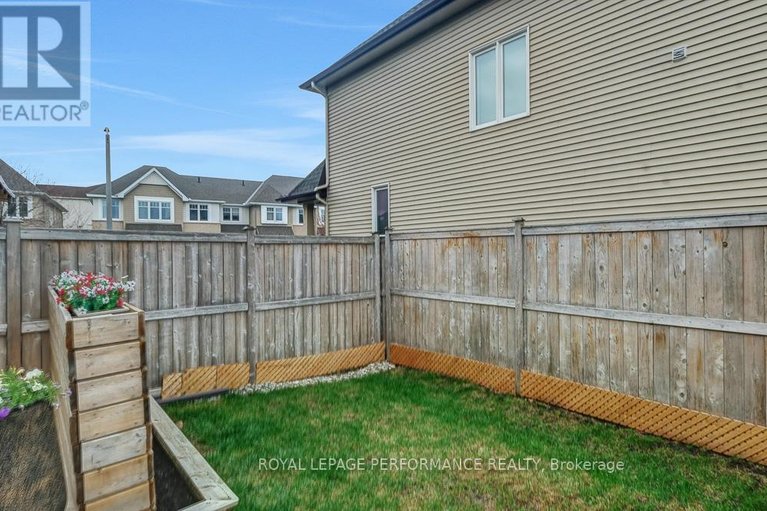 29687991/338-alasken-drive/blossom-parkkemp-parkfindlay-creek/ottawa/ontario/K1T0M4_41