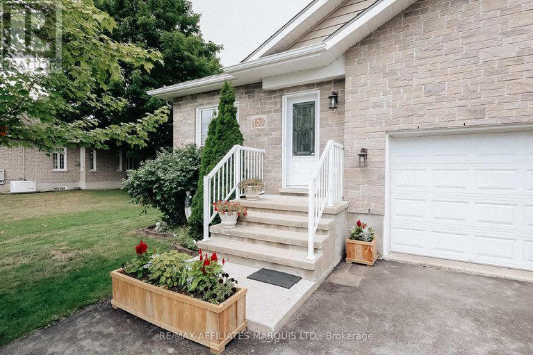 28809789/133-st-george-street-e/alexandria/north-glengarry/ontario/K0C1A0_3