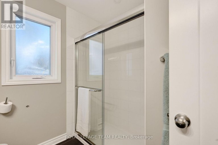 29591356/216-helen-rapp-way/blossom-parkkemp-parkfindlay-creek/ottawa/ontario/K1T0P6_36