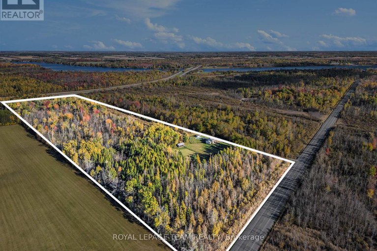 29015814/7521-fourth-line-road/rideau-twp-s-of-reg-rd-6-e-of-mccordick-rd/ottawa/ontario/K0G1J0_44