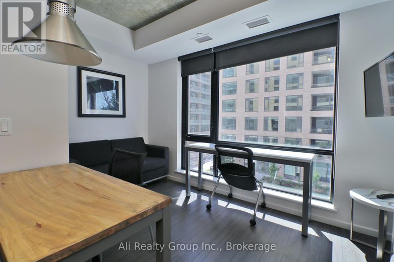 28939636/2901-105-champagne-avenue-s/west-centre-town/ottawa/ontario/K1S5E5_8