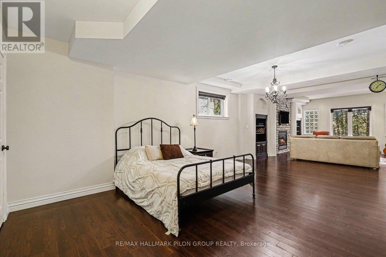 29503146/163-copperwood-street/convent-glen-north/ottawa/ontario/K1C7S3_23