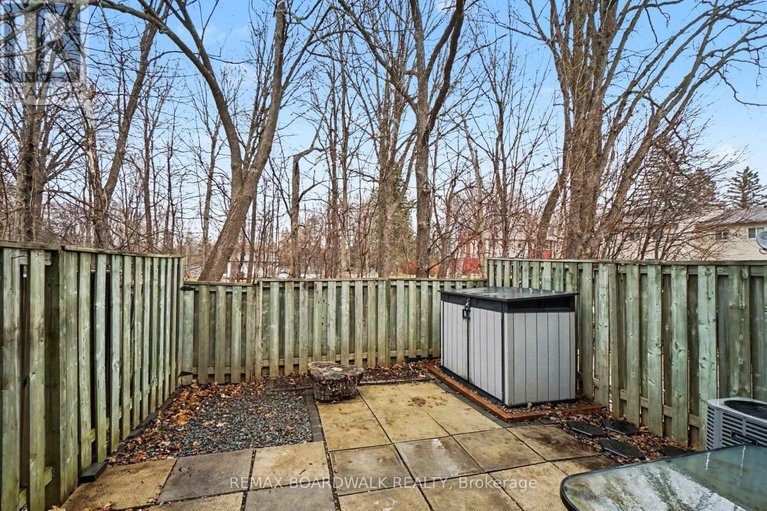 29619477/197-teal-crescent/chatelaine-village/ottawa/ontario/K1E2C3_30