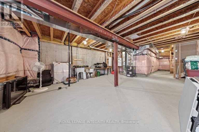 29358842/355-crossway-terrace/stittsville-north/ottawa/ontario/K2S2Z3_39