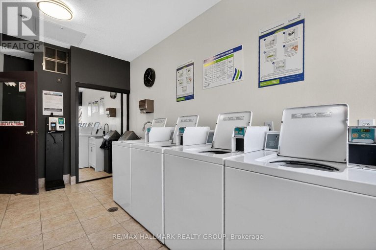 29377348/404-2019-bank-street/ellwood/ottawa/ontario/K1V0N1_19