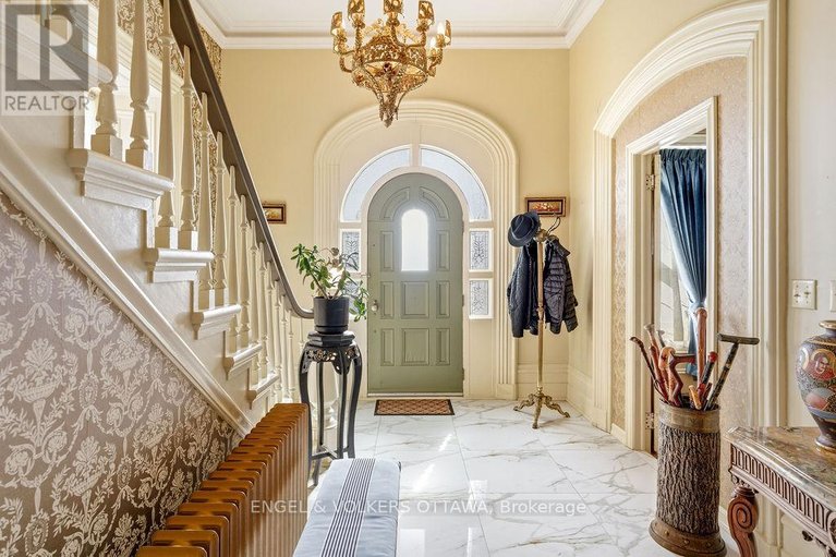 29565530/382-mcgill-street/hawkesbury/hawkesbury/ontario/K6A1R2_4