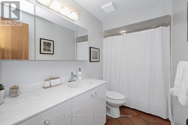 28910638/2421-ogilvie-road/beacon-hill-north/ottawa/ontario/K1J7N3_19