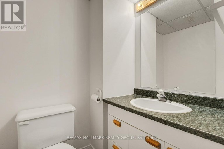 28882866/1166-ambercrest-street/carson-grove/ottawa/ontario/K1J1B2_42