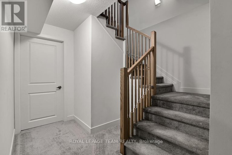 29469522/912-duxbury-lane/riverside-southgloucester-glen/ottawa/ontario/K4M0M2_27